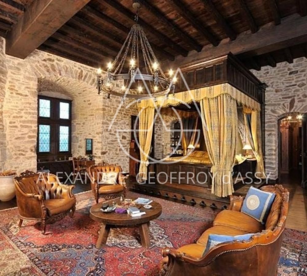 16a30f5b-2129-4b80-b0e4-afed83650116