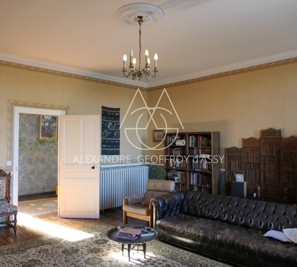 5270_10-2023-11-06-0951