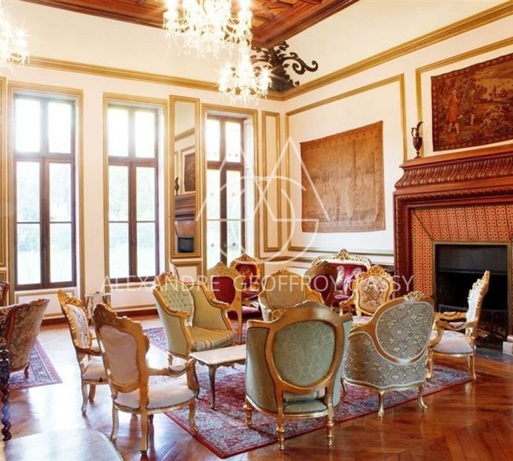 5f75e07032dd7cfc4350bbca49055b0b636f4e53