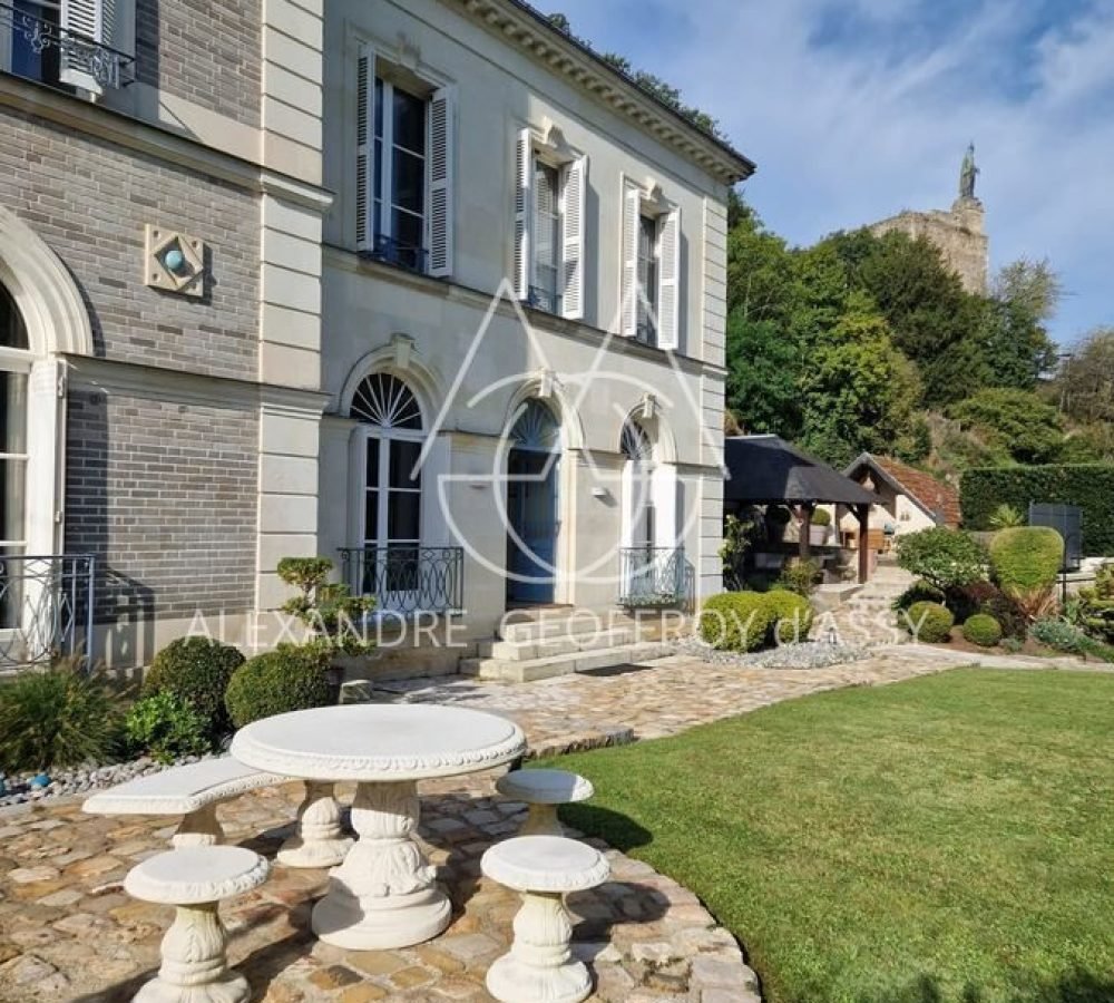 6fcdbd9a-e4d5-4a20-9f74-8d00cfb5ed42