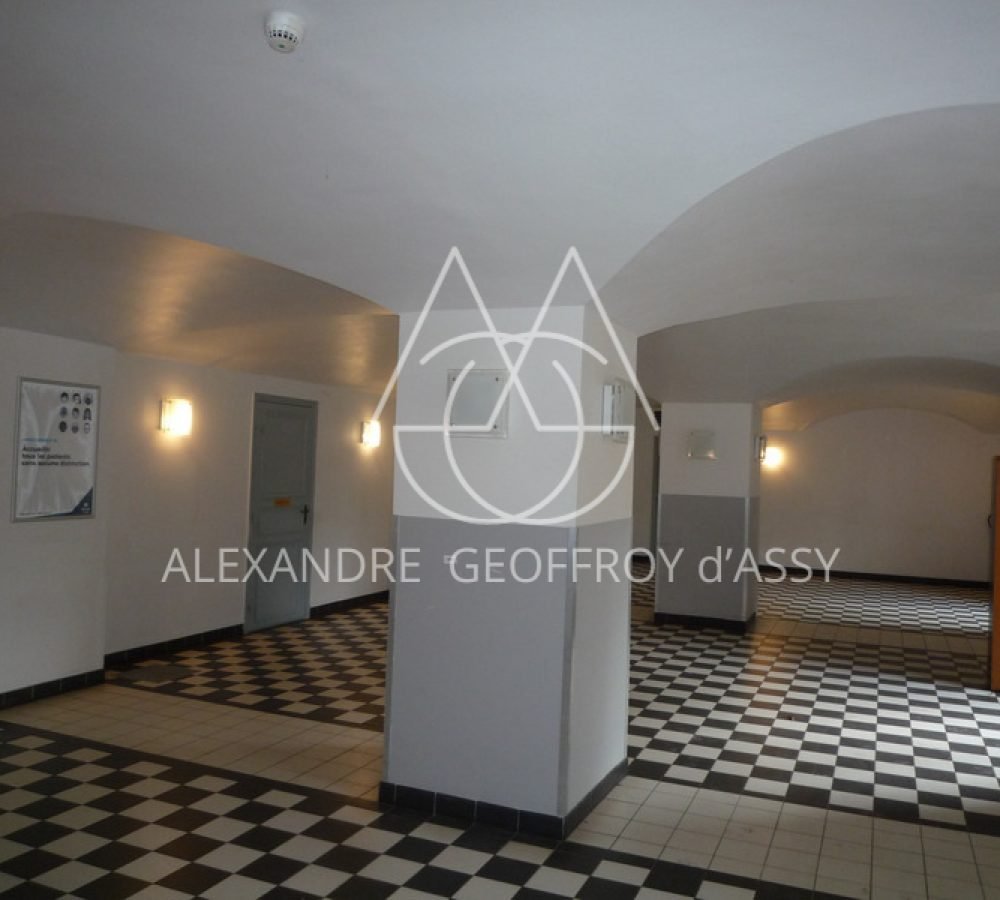 793f180b-b95a-437d-b159-dee91b1d4de8