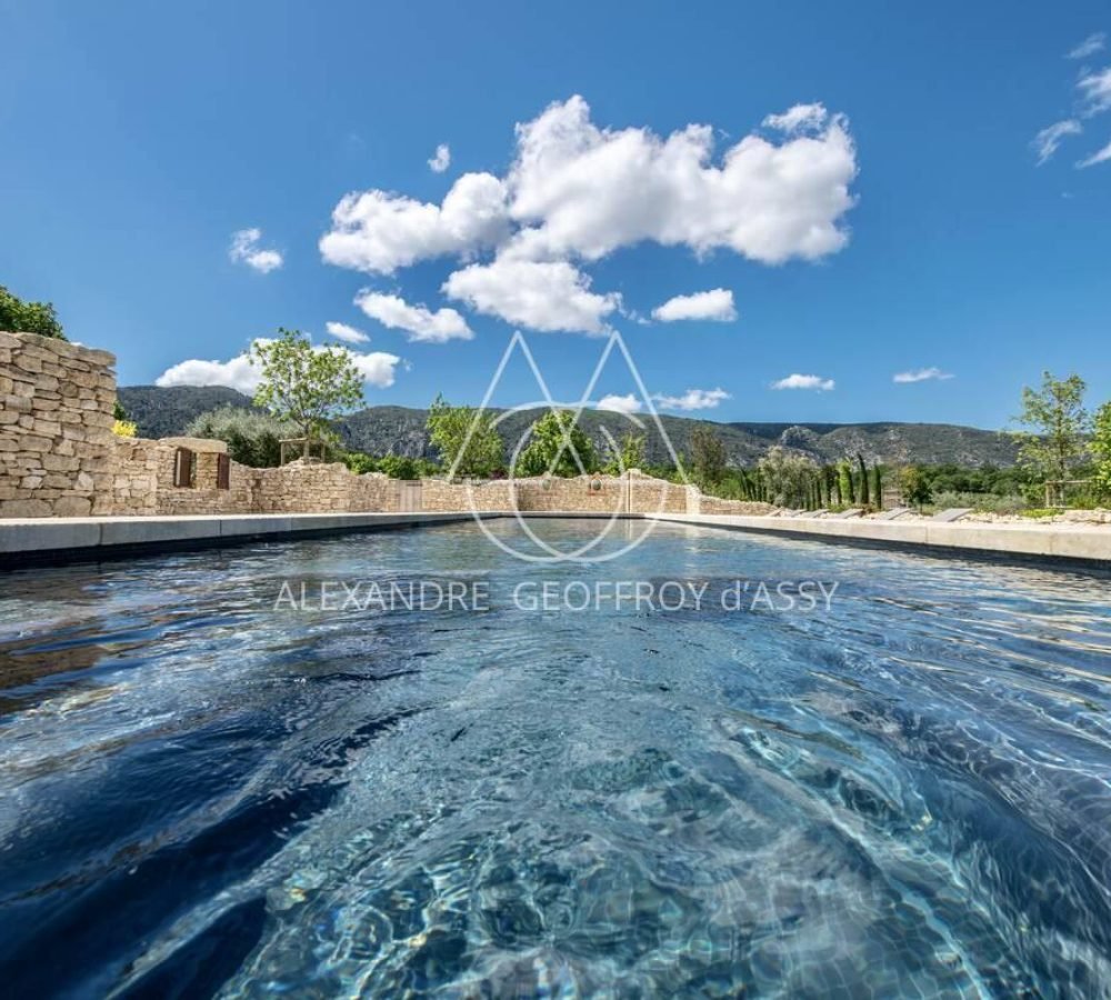 86427957-8e8c-4347-aa18-b0c216d4e27d