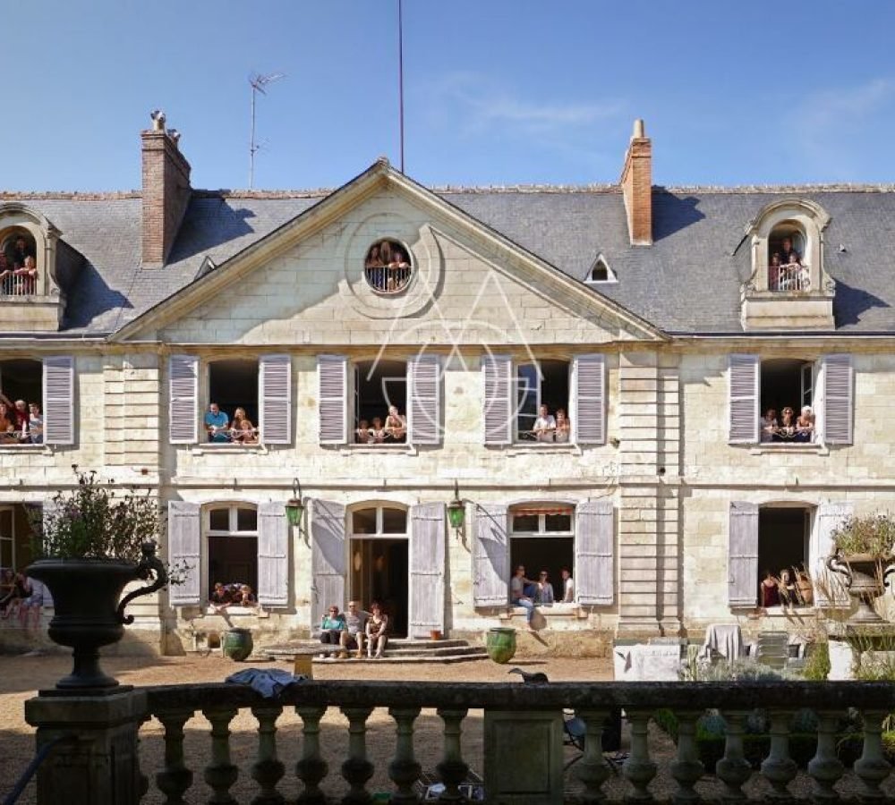 8810e0_08d09cc523a54498b9ad19905d37dc7a-mv2