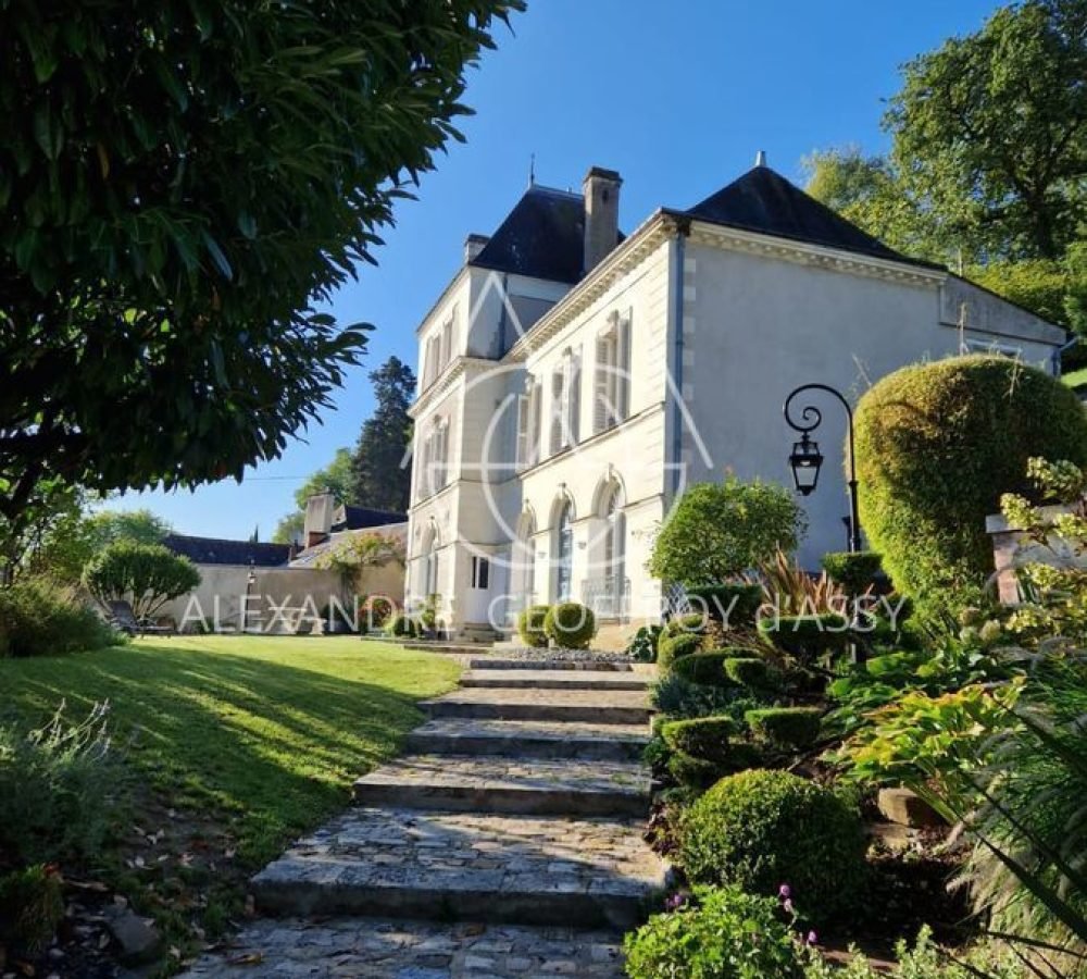 a86ce997-b8da-42c7-87d3-1d3f03f55db2