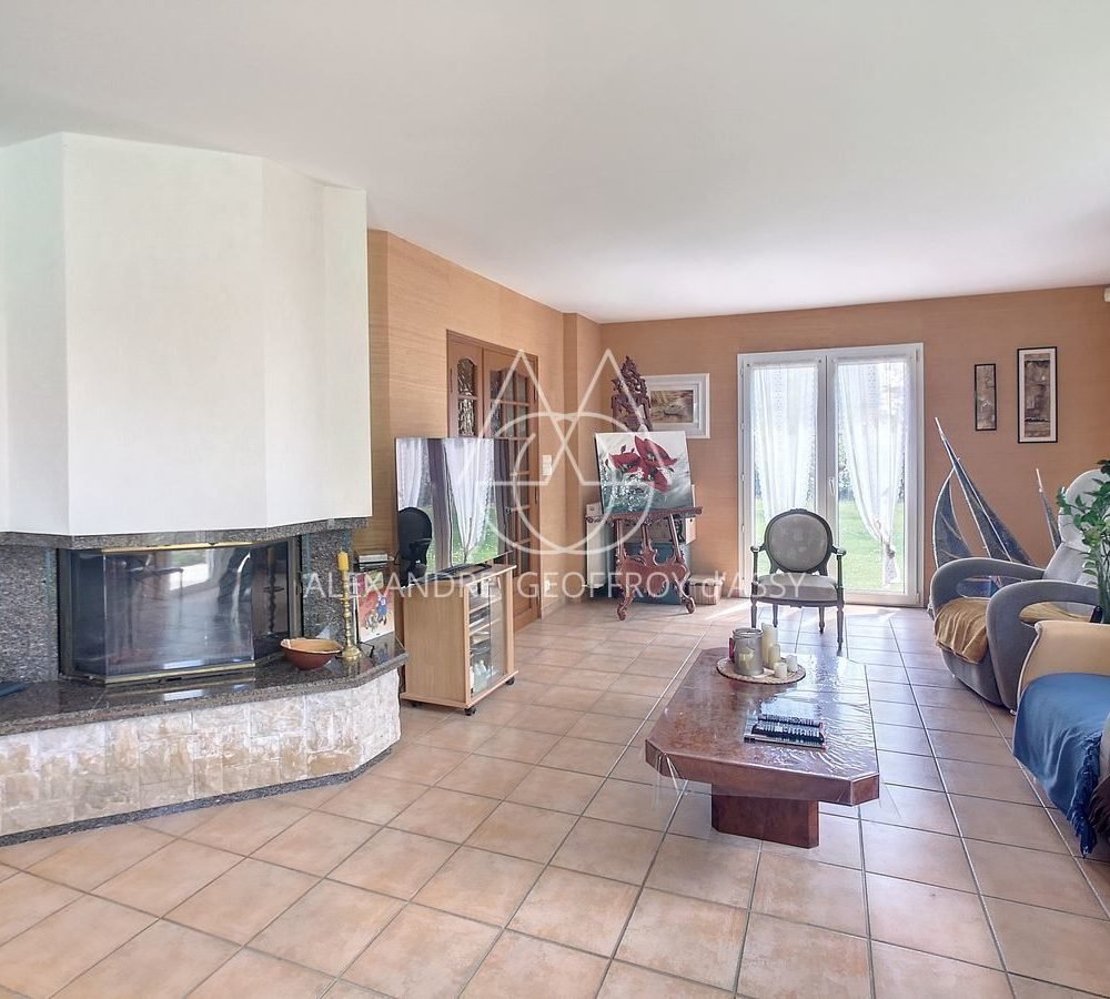 abwfpc29urgluyxjktuo_20220511141651_43402_0390740