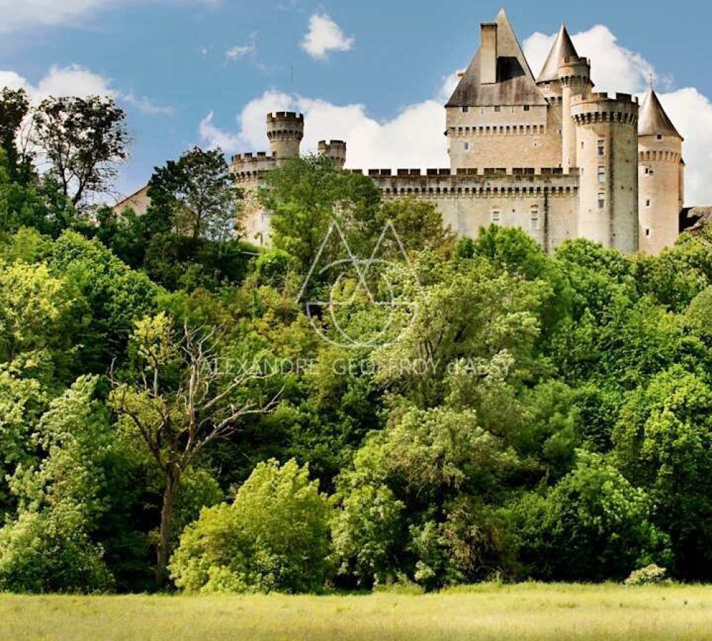 berry-chateau-de-castle-2_-1