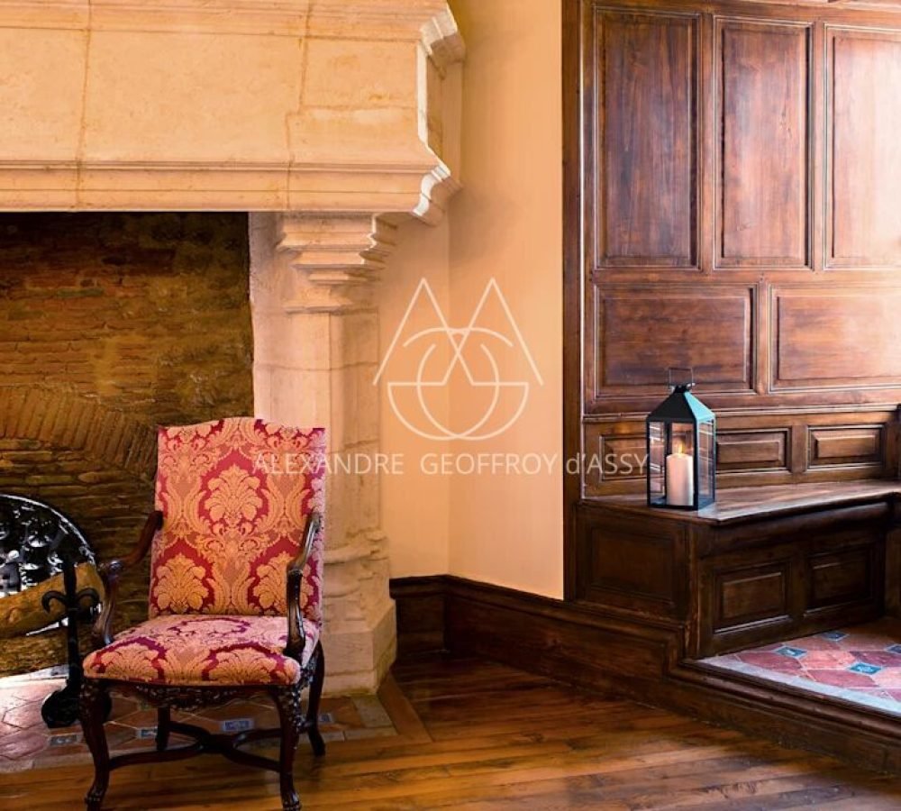 berry-chateau-de-hotel-room-1-room-comfort-2-living-area