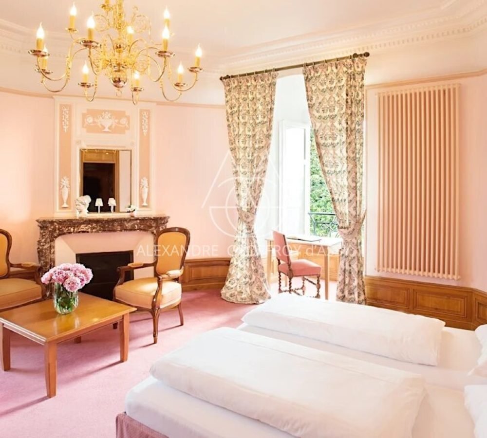 berry-chateau-dehotel-room-1-room-comfort-4-sleeping-area
