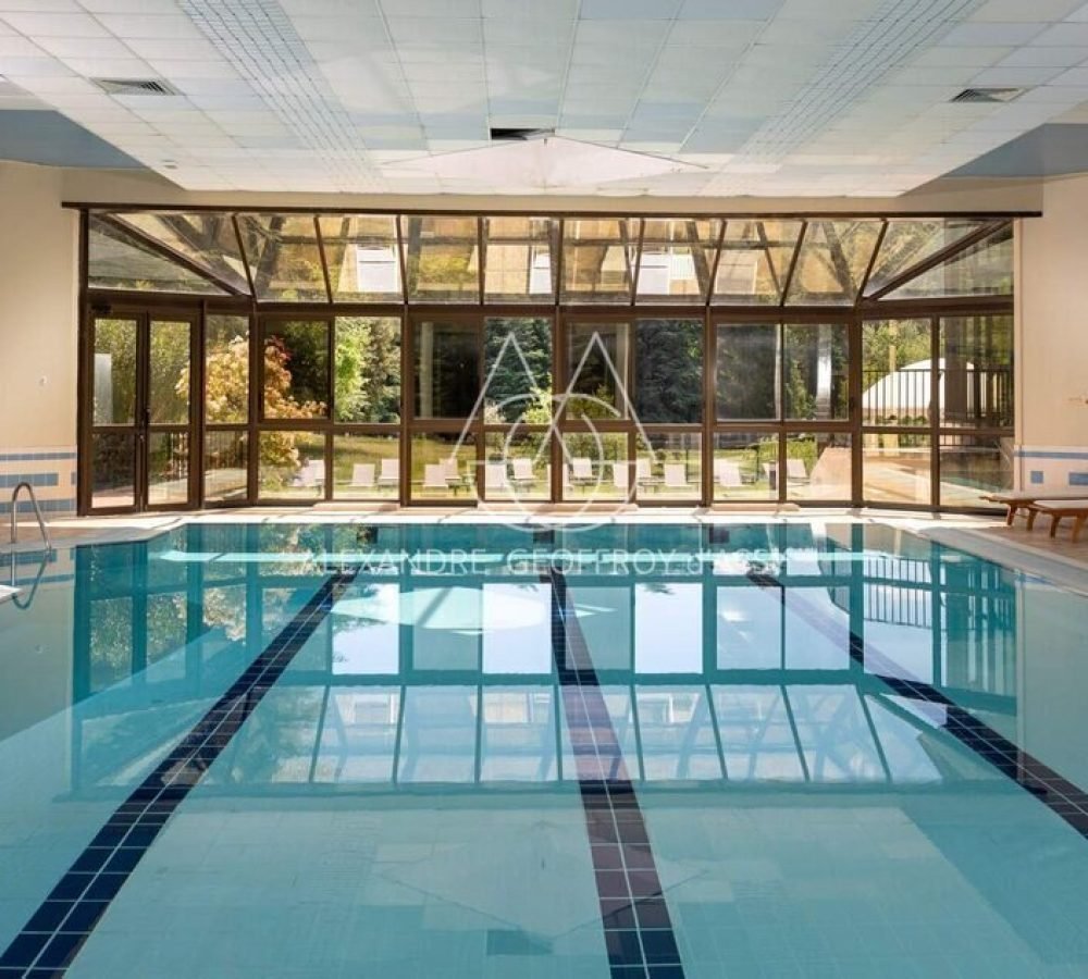 bp-lessourcesdedieulefit-piscine-017