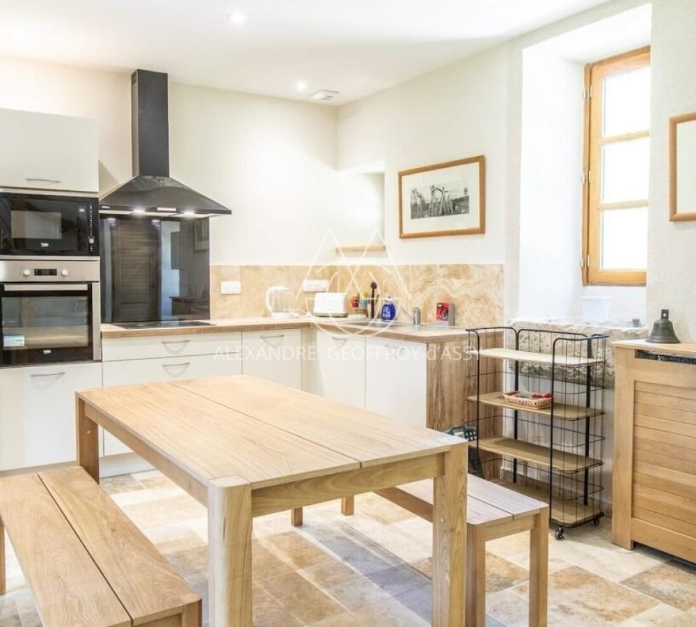 chateau-conon-gites-conciergerie-5-qmw0n4w8fldemcxq0tz1o6ltd