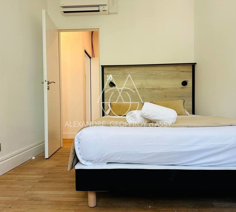 e478c052-2637-4ae2-b03b-337f8dc00f3c