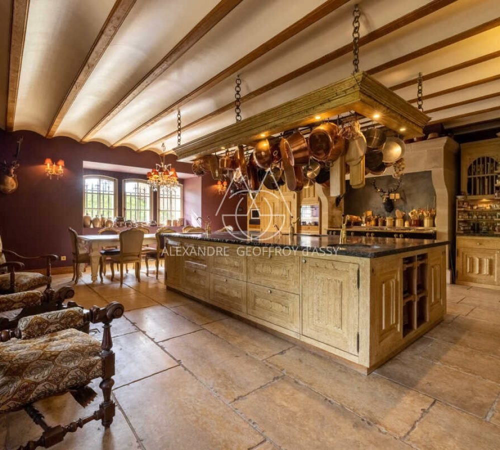 interior__1043-hdr-2048x1366