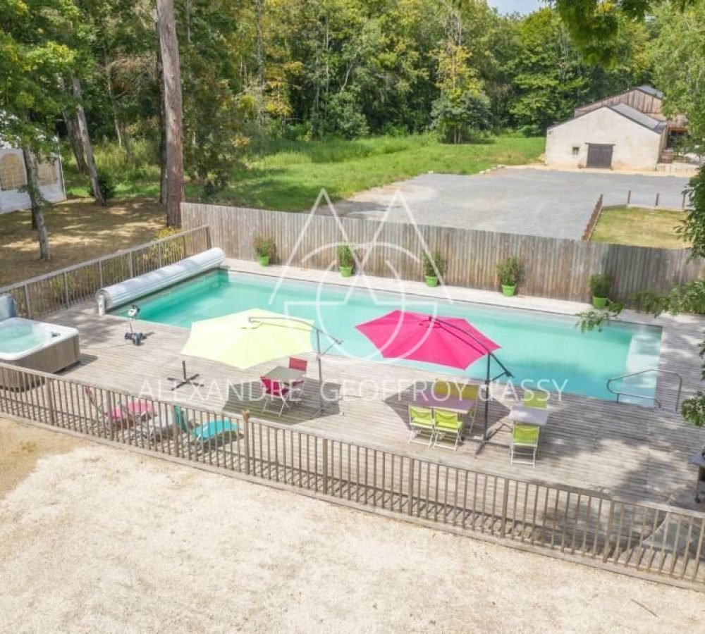 piscinevueaerienne-1_-_copie