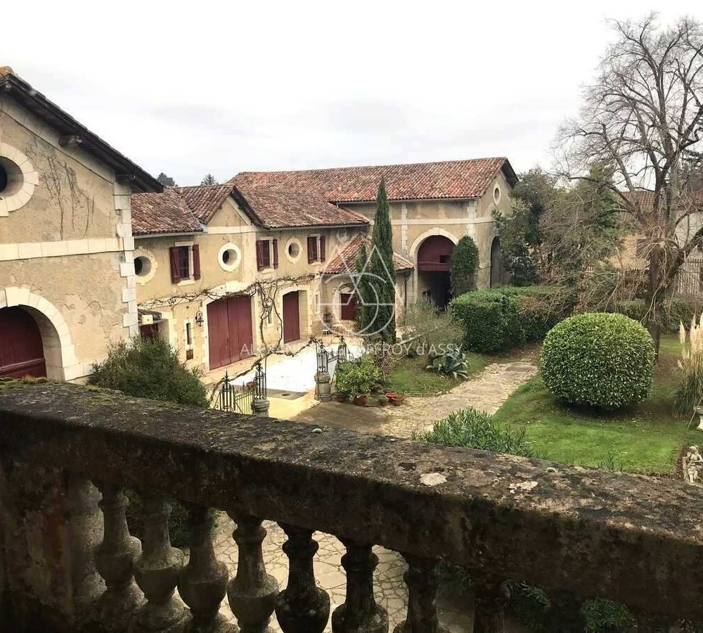 the-balcony-room_img_2315